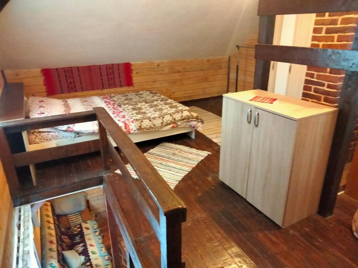 Вилла Casa Piscul Lupului Pucioasa Экстерьер фото